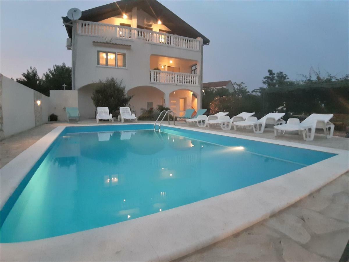 Apartments"Nika" With Private Pool Galovac  Eksteriør bilde